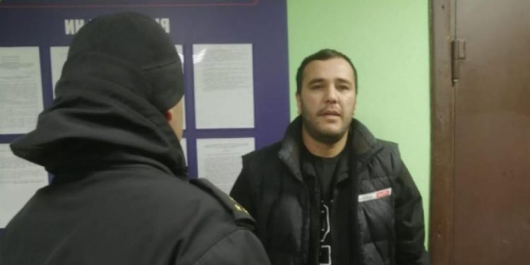 Рязанские полицейские депортировали из России 5 мигрантов-нарушителей