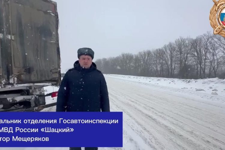 В Сасовском районе насмерть разбился водитель мини-грузовика