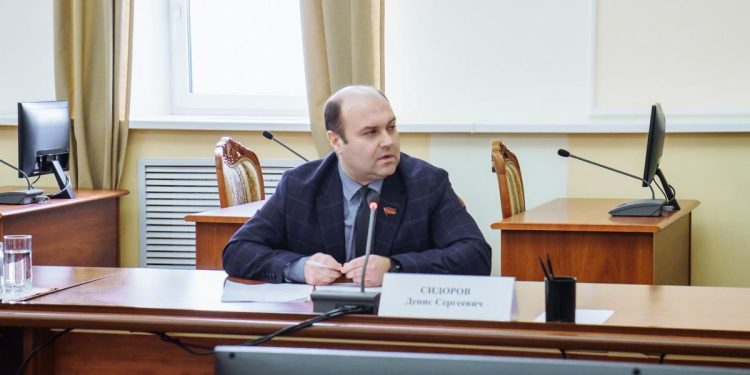 Денис Сидоров остался недоволен размером компенсации за земельные участки для рязанских многодетных семей