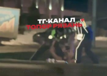 Голый мужчина испортил машины рязанцев