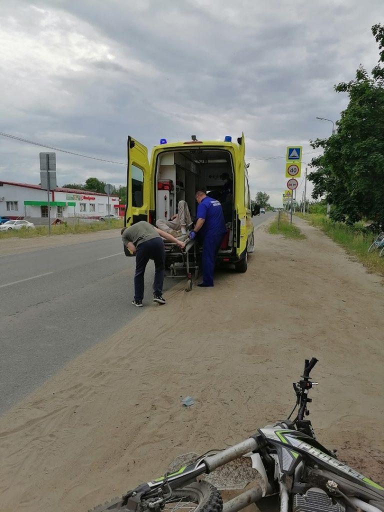 В рязанском селе Поляны столкнулись мотоцикл и маршрутка