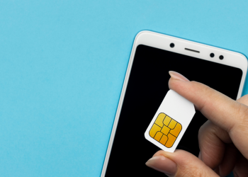 С 1 сентября в России запретили делиться сим-картами с третьими лицами С 1 сентября в России запретили делиться сим-картами с третьими лицами