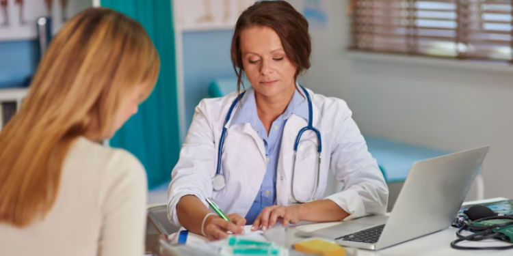 Рязанцам рассказали, как в новогодние праздники работают медучреждения Рязанцам рассказали, как в новогодние праздники работают медучреждения