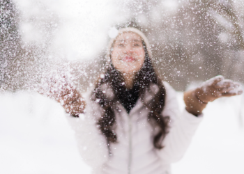 Тишковец рассказал, стоит ли россиянам ждать снег и мороз на Новый год