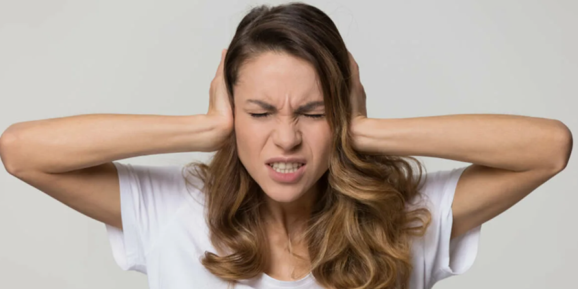 Жителей рязанского Новомичуринска испугал громкий хлопок в небе