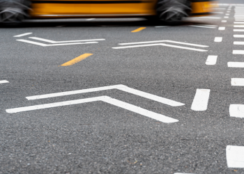 Прокуратура внесла представление мэрии Рязани из-за отсутствия дорожной разметки Прокуратура внесла представление мэрии Рязани из-за отсутствия дорожной разметки