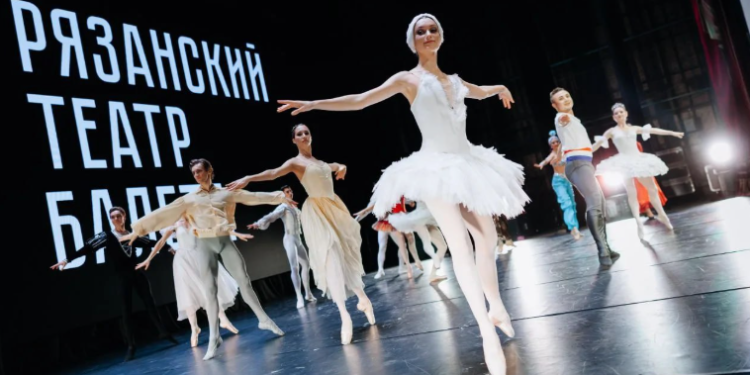 Павел Малков посетил выступление Рязанского театра балета Павел Малков посетил выступление Рязанского театра балета