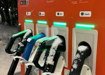 Около рязанского Лесопарка появилась зарядная станция для электромобилей