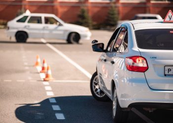 С весны в России изменится обучение в автошколе