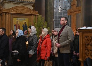 Рязанский губернатор Малков принял участие в богослужении в Христорождественском соборе Рязанский губернатор Малков принял участие в богослужении в Христорождественском соборе