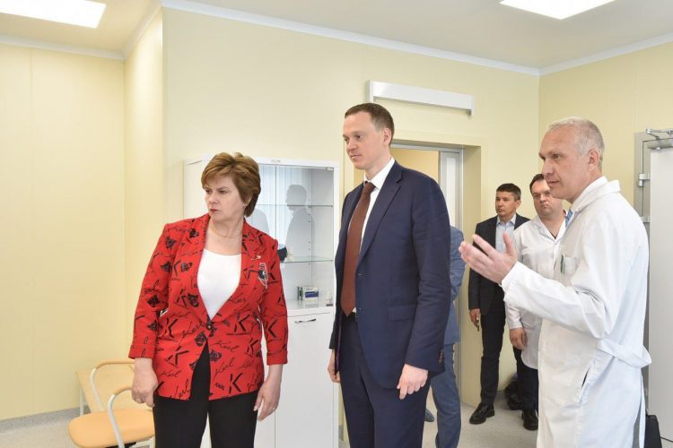 Рязанский губернатор Малков посетил новый корпус онкодиспансера