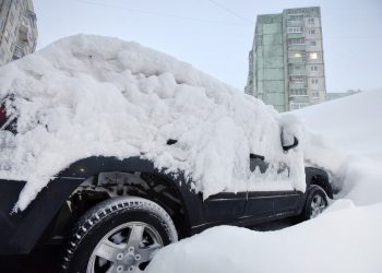 В Рязани машины на обочине будут эвакуировать из-за уборки снега В Рязани машины на обочине будут эвакуировать из-за уборки снега