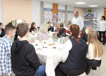 В рязанской школе №39 родители учеников продегустировали блюда из нового меню