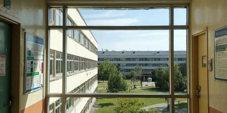 КПРФ выступает против нищеты среди молодёжи КПРФ выступает против нищеты среди молодёжи