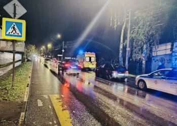 На улице Ленинского Комсомола 41-летний водитель на ВАЗ сбил 17-летнюю девушку-пешехода На улице Ленинского Комсомола 41-летний водитель на ВАЗ сбил 17-летнюю девушку-пешехода