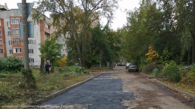 За сутки в Рязани отремонтировали свыше 150 квадратных метров дорожного покрытия