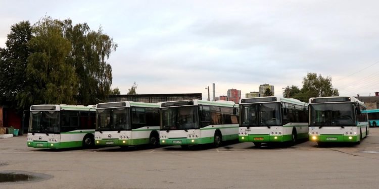 Администрация объяснила рязанцам, почему по вечерам на дорогах не хватает транспорта