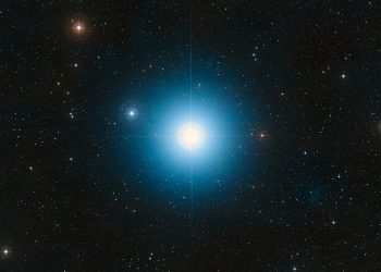 В ноябре жители Рязанской области смогут увидеть в небе звезду Фомальгаут