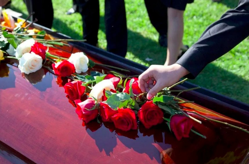 В Рязани увеличилась соцвыплата на похороны В Рязани увеличилась соцвыплата на похороны