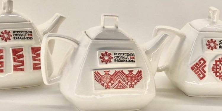 Для рязанцев и гостей подготовили сувениры "Новогодней столицы - 2026" Для рязанцев и гостей подготовили сувениры «Новогодней столицы — 2026»