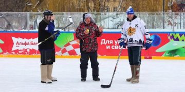 Турнир по хоккею в валенках состоялся в Рязани