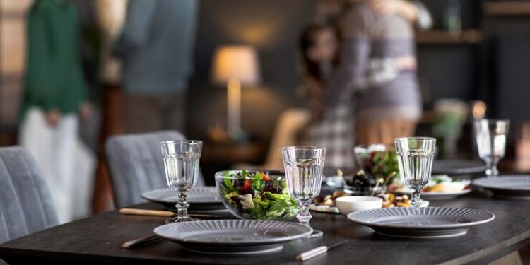 1030 рублей в месяц тратит один рязанец на поход в кафе или ресторан