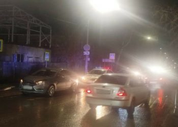 На улице Ленинского Комсомола под колеса легковушки угодила 14-летняя школьница