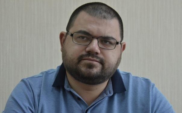 Главреду рязанского издания "ВидСбоку" Смирнову продлили арест до 30 января Главреду рязанского издания «ВидСбоку» Смирнову продлили арест до 30 января