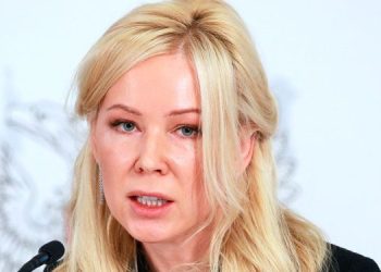 Мизулина, ранее посетившая Рязань, ответила на вопросы о мигрантах на выступлении в Иркутске