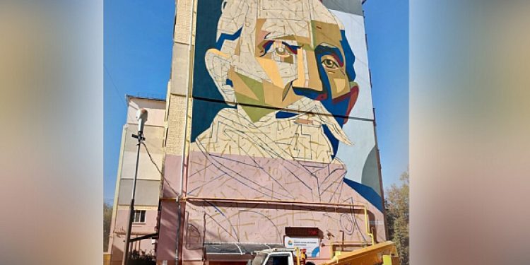 В Рязани на фасаде одного из зданий появится огромный портрет Ивана Мичурина