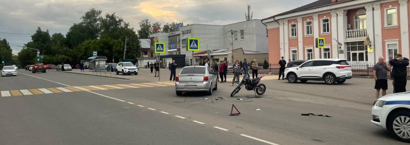 В ДТП на улице Связи пострадал 14-летний подросток на питбайке