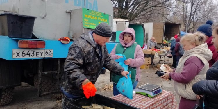 На ярмарках выходного дня в Рязани продали 6,6 тонн мяса и 4,3 тонны молока