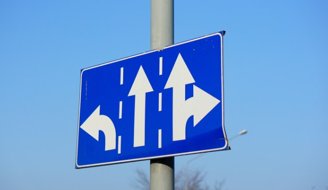 На рязанской улице Павлова неизвестные сбили дорожный знак