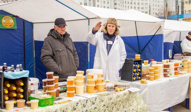 На ярмарках выходного дня в Рязани горожане купили 6,9 тонн яблок