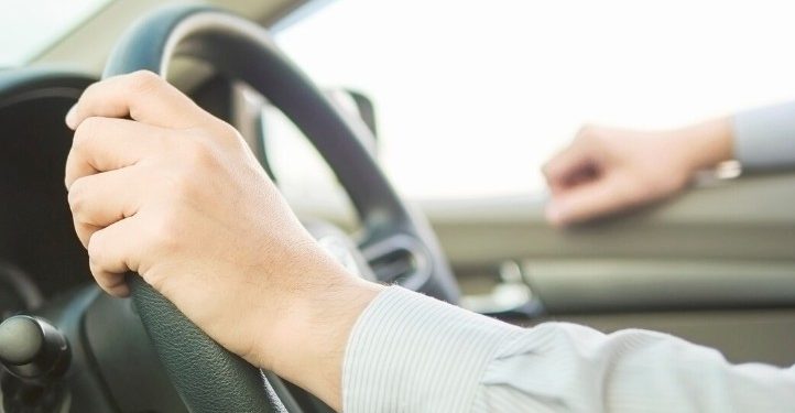 Под Рязанью засняли водителя «Мазды» в неадекватном состоянии