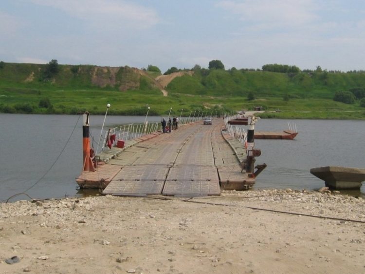 Движение по наплавному мосту у села Троица Спасского района закрыли