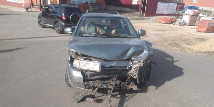 В рязанских Сараях столкнулись две легковушки