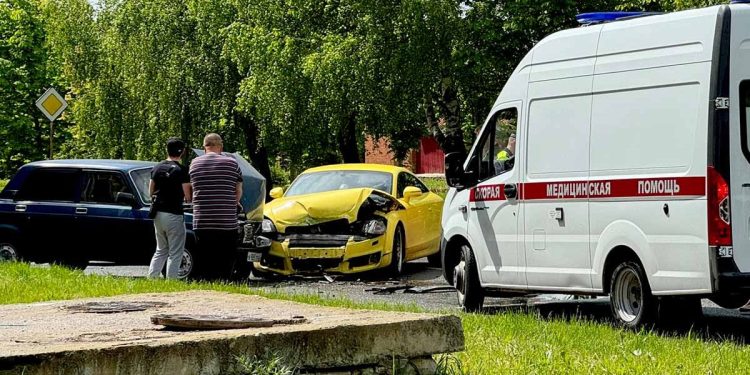 В ДТП в рязанском Новомичуринске пострадали водитель и двое детей В ДТП в рязанском Новомичуринске пострадали водитель и двое детей