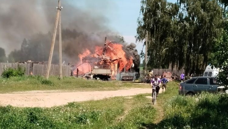В Кадомском районе сгорел частный жилой дом