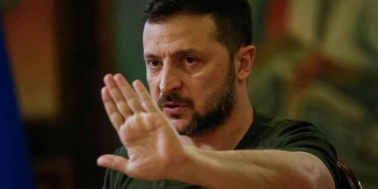 Украина не будет рассматривать вопрос о прекращении военного конфликта