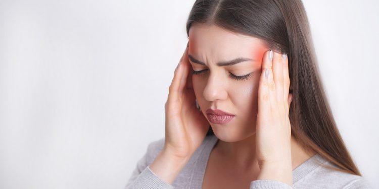 Нутрициолог Арзамасцев: продукты с избыточным количеством соли могут вызвать головную боль