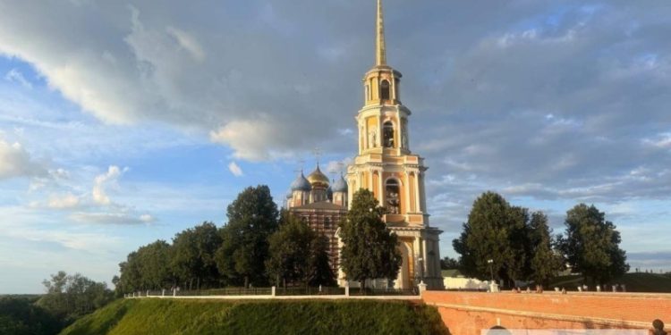 Зона отдыха у Рязанского кремля обрела другое название