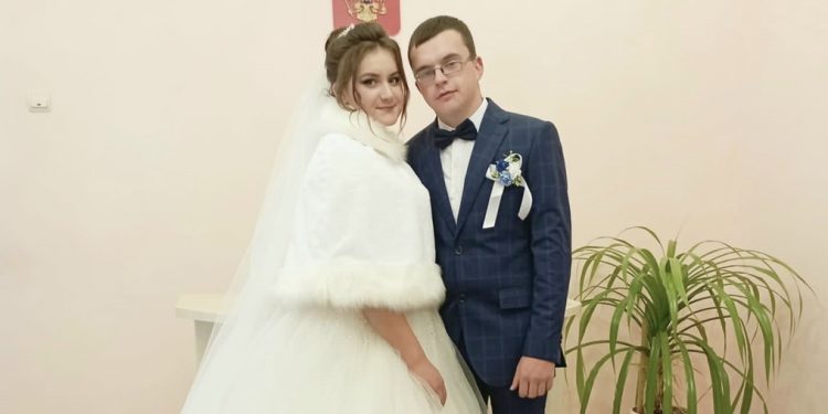 Рязанский ЗАГС поделился снимками пар, заключивших брак в минувшие выходные